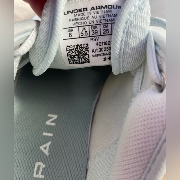 Under Armour Mint Green Sneakers Size 8 - Picture 8 of 11